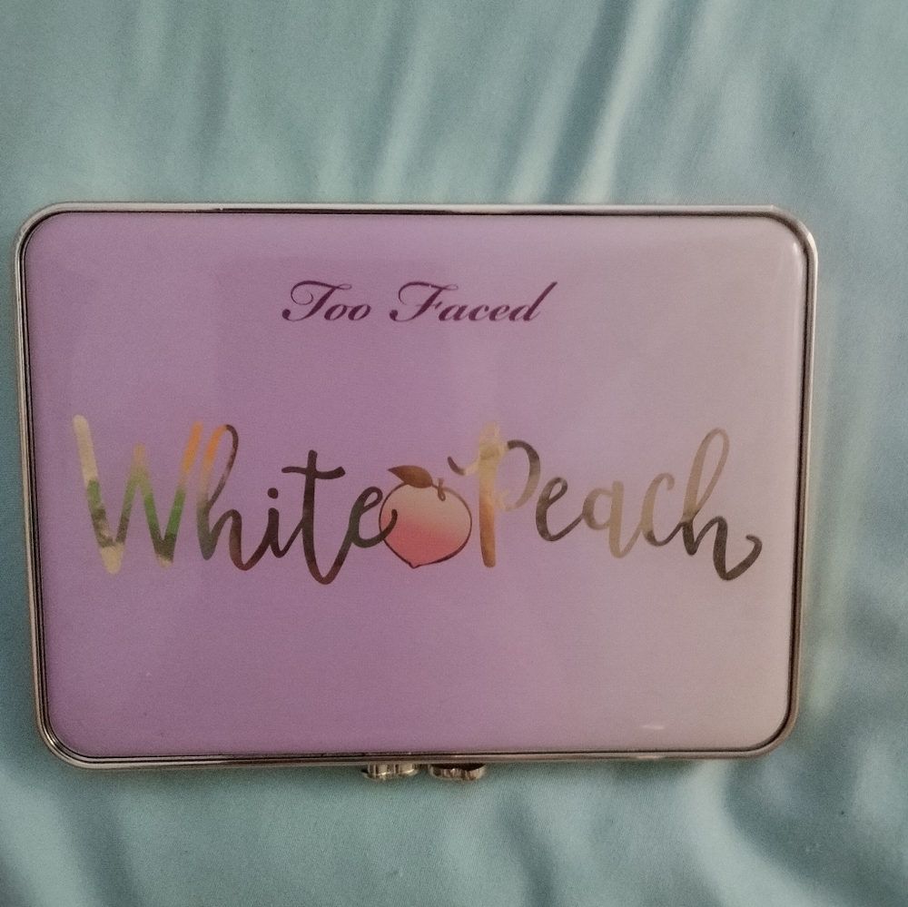 Too Faced eyeshadow palette